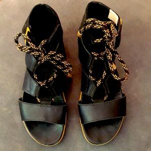 Sorel black gladiator sandals. Torpeda lace